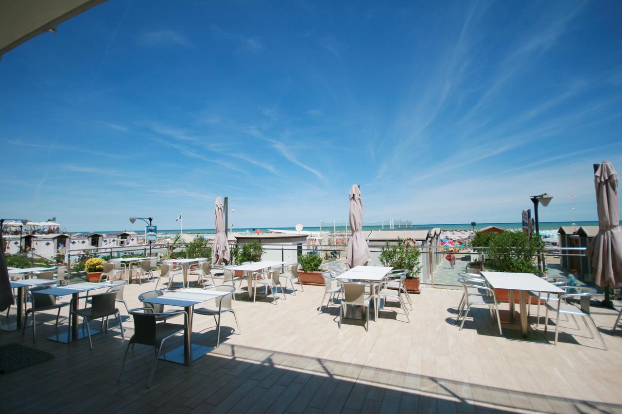 Hotel Excelsior Cattolica Dış mekan fotoğraf
